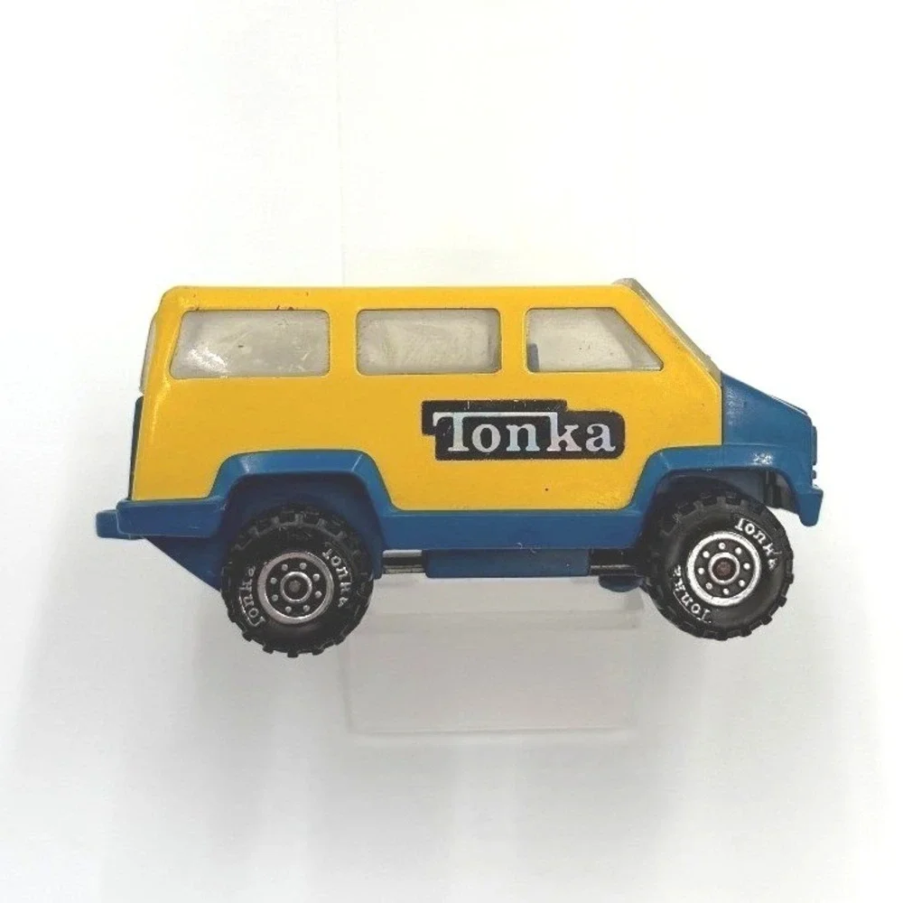 Vintage Tonka Van‎ Yellow Blue Diecast Metal Toy Truck Vehicle Off Road Wheels